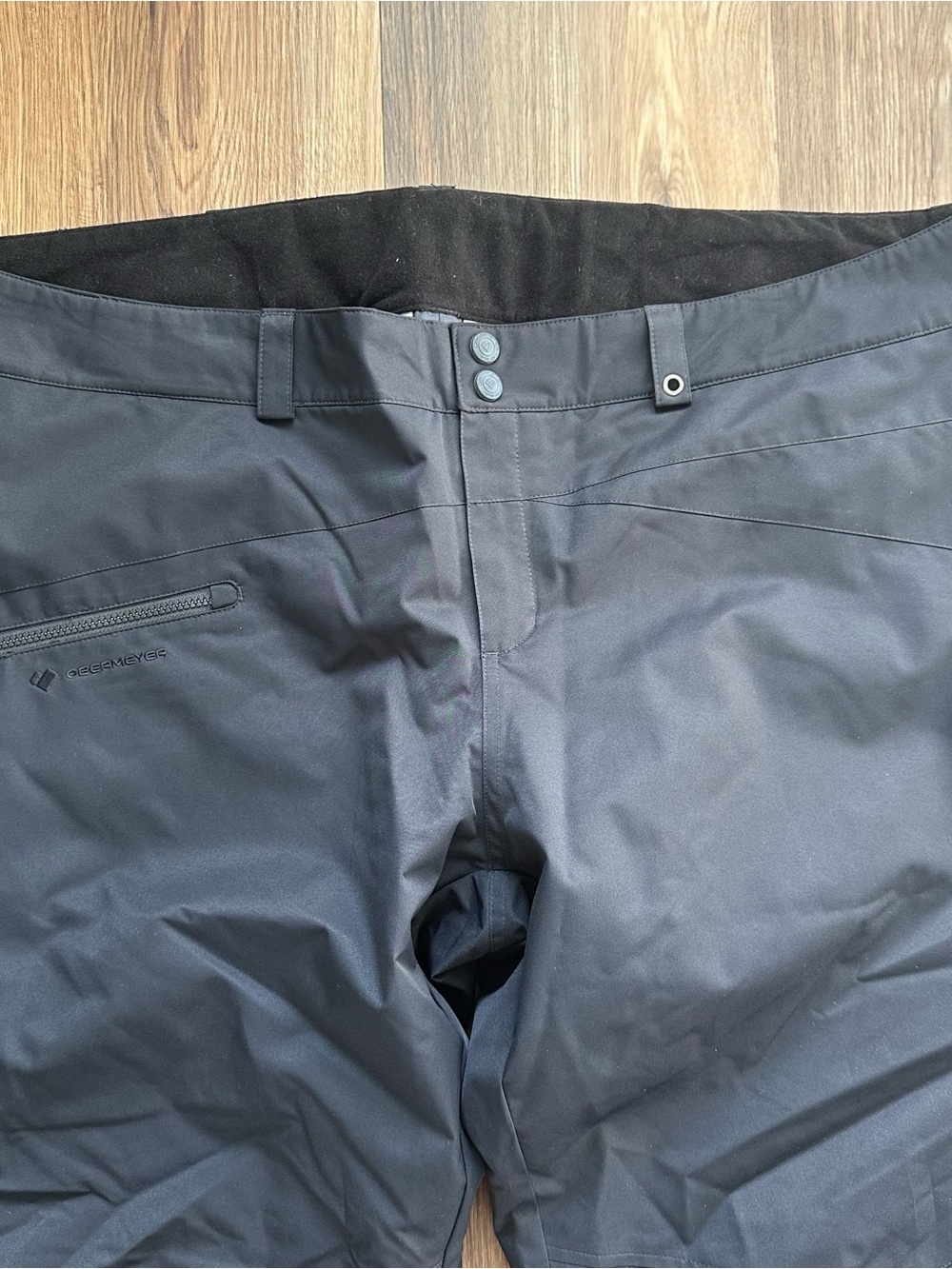 OBERMEYER Malta Ski Pants Thermore Women 22 Snowboard 15027 Black Waterproof EUC - Picture 2 of 16